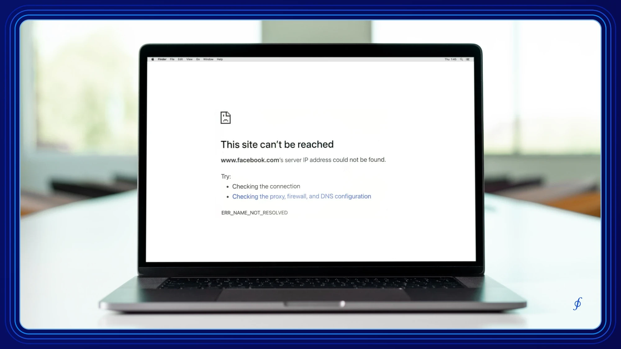 Editorial header: a laptop showing facebook.com failing to load, on the fragility of the centralised web
